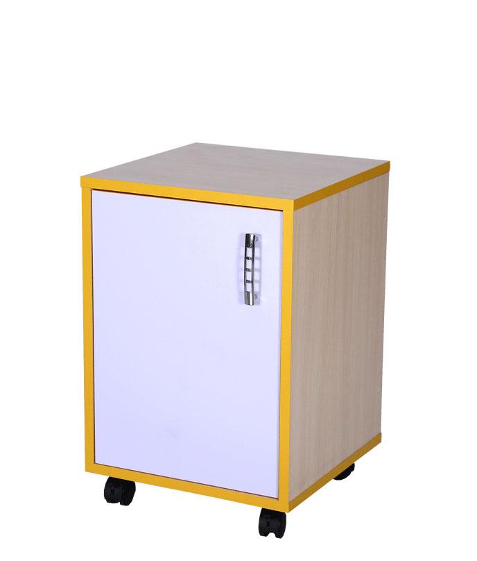 Тумба учителя з дверцею, мобільна, з регульованою полицею,для обладнання навчальних приміщень ,(ТОВ ‘’АЛМАНТ’’), 400х400х590 мм.